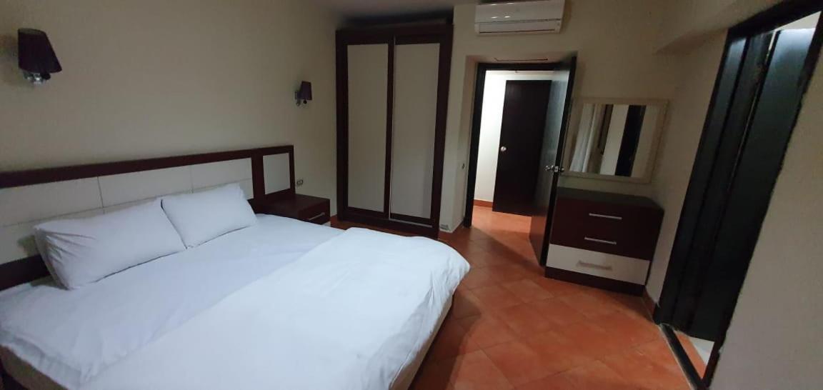 Porto Sokhna Pyramids Apartments With Sea View Families Only Ain Soukhna Exteriér fotografie
