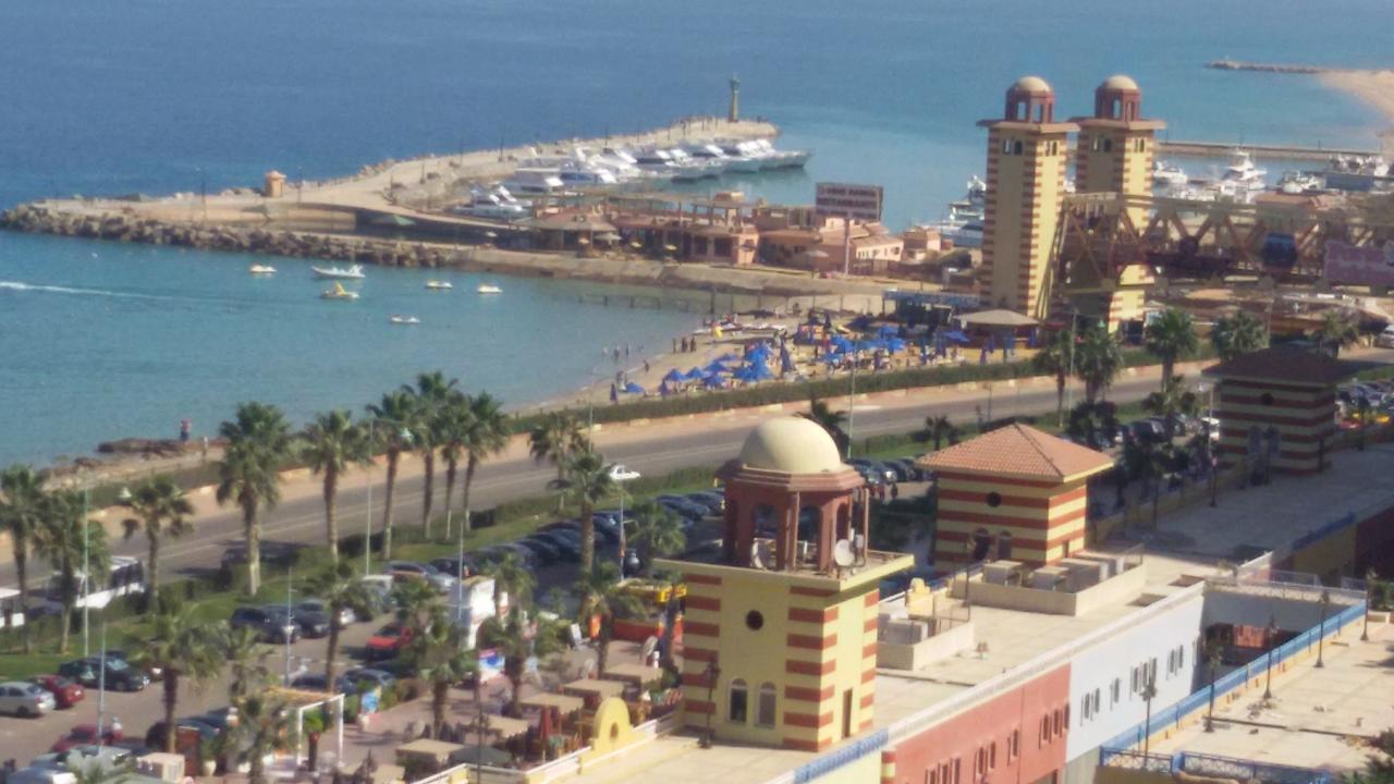Porto Sokhna Pyramids Apartments With Sea View Families Only Ain Soukhna Exteriér fotografie