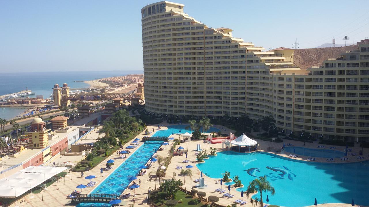 Porto Sokhna Pyramids Apartments With Sea View Families Only Ain Soukhna Exteriér fotografie